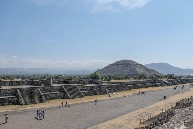Teotihuacan, Shrine of Guadalupe & Tlatelolco Day Tour - Tlatelolco: a short stop with a big story