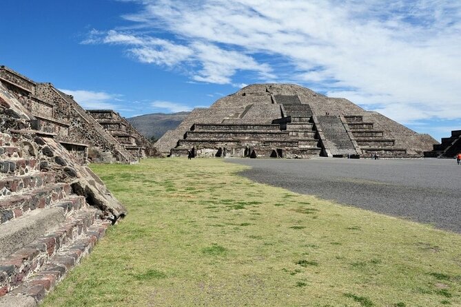 Teotihuacan, Shrine of Guadalupe & Tlatelolco - Tlatelolco and the Plaza of Three Cultures
