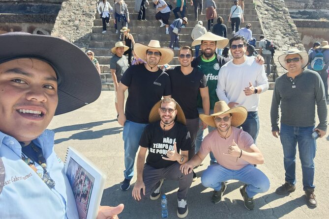 Teotihuacan Tour with Pickup Included - Walking through Teotihuacan with Fernando