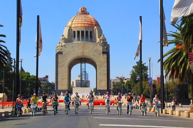 The best of Mexico City Bike Experience EXPRESS - Starting at the Monument to the Revolution
