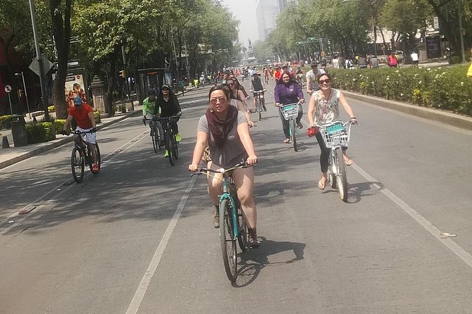 The best of Mexico City Bike Experience EXPRESS - A possible turn into Guerrero and its murals