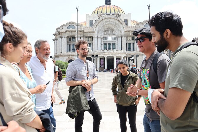 THE REAL CDMX: Under the skin of the city - Reading the market through chiles, mole, and juice