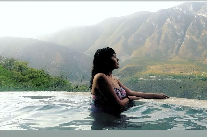Tolantongo hot springs from CDMX - Arriving at Grutas Tolantongo