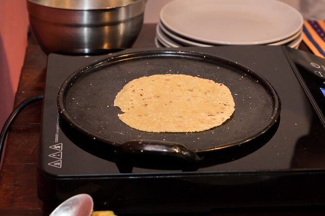 Tortilla Class and Workshop in Mexico - The opening lesson on Mexican corn