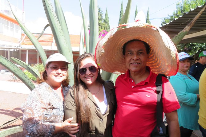 Tour Basilica de Guadalupe and Pyramids of Teotihuacan - Reaching the Pyramids of Teotihuacan