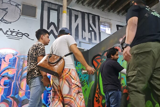 Tour Evolution of Muralism paints your Grafiti - Abelardo L. Rodríguez Market and its working-class message
