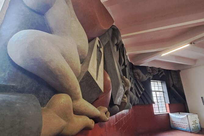 Tour history of Muralism in Mexico - Group size, language, and the pace of the walk
