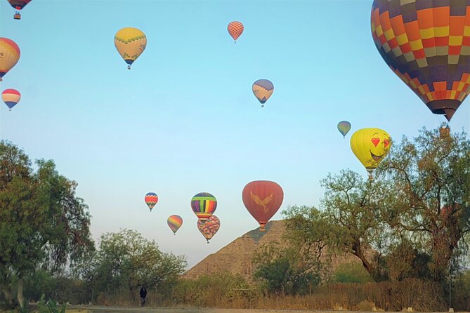 Tour to Teotihuacan from CDMX with entrances included - Quetzalcóatl and Teotihuacan’s finest stonework