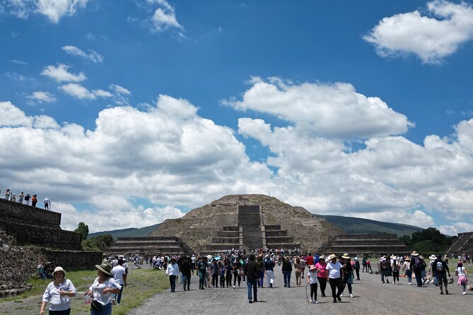 Tour to Teotihuacan with visit to ancient caves and CDMX transportation - Why the caves make this more than a standard pyramid tour