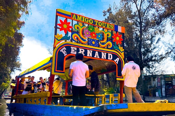 Trajinera Party at Xochimilco with Drinks, Mariachi & Snacks - What happens at the floating gardens