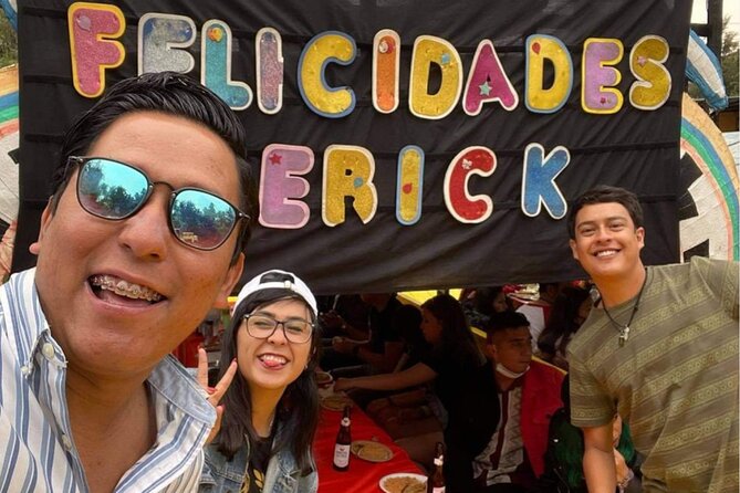 Trajinera ride in Xochimilco - What the $77.56 price really buys