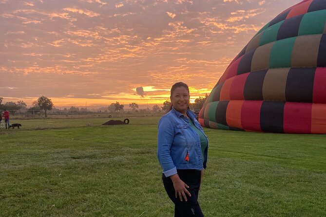 Transportation and Hot Air Balloon Flight Teotihuacán - Up to two hours among the pyramids