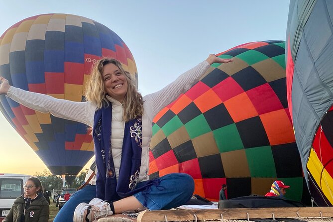 Transportation and Hot Air Balloon Flight Teotihuacán - Return to Mexico City around 1:00