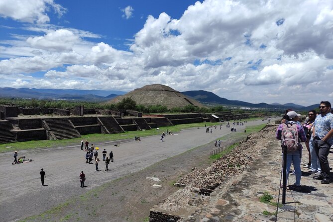 Transportation + Hourly Guide : CUSTOM ITINERARY Mexico City - Why the executive car matters