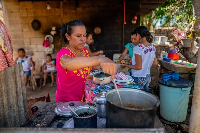 Unlock Teotihuacan Pyramids: Private Tour & Delicious Local Lunch - Why this Teotihuacan day trip feels different