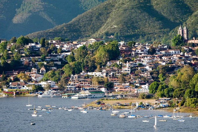 Valle de Bravo: Private & Small group tour from Mexico City - Lunch beside the lake, with one important question