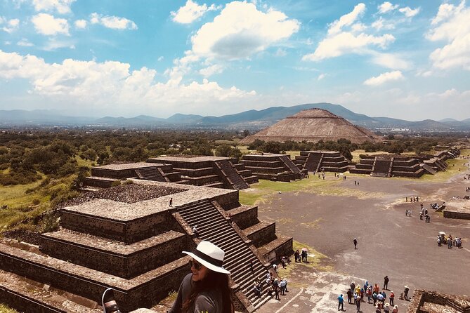VIP Teotihuacan & Guadalupe Shrine Tour: A Journey Through Time - Walking the Avenue of the Dead at Teotihuacan