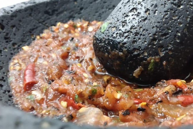 Virtual Mexican Cooking Class (private and personalized) - Fresh salsa, tortillas, and the taste of Mexico City