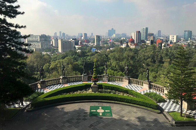 Visit the Imperial Castle in Chapultepec - The views from Chapultepec Hill