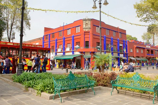 Visit to Xochimilco, Coyoacán and Ciudad Universitaria - What the $44 price delivers
