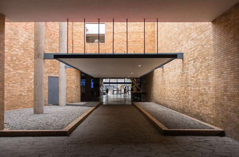 Walk around UNAM campus, a UNESCO World Heritage Site - Key points at a glance