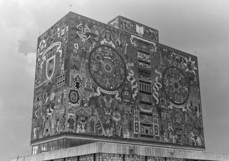 Walk around UNAM campus, a UNESCO World Heritage Site - Volcanic rock as part of the architecture