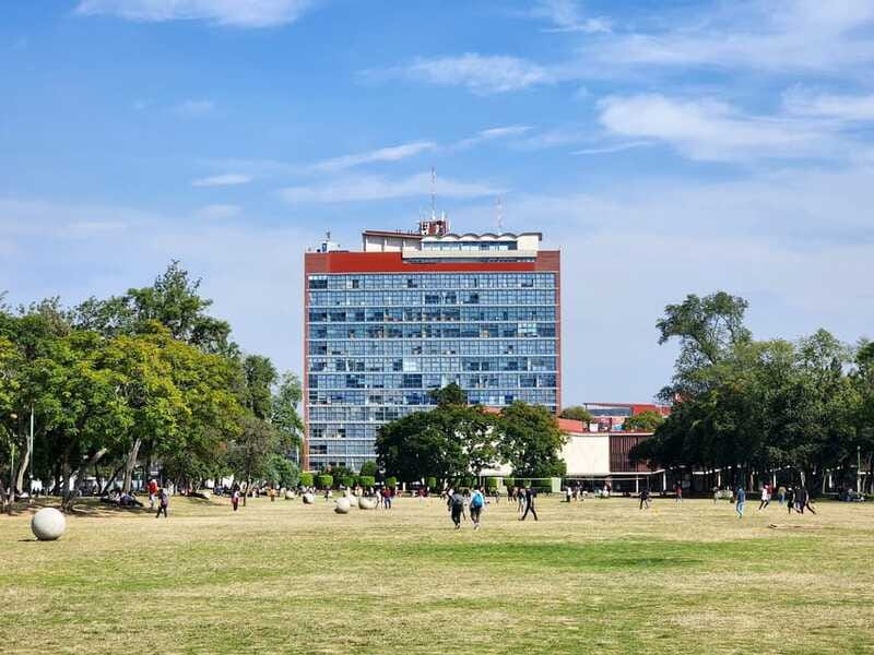Walk around UNAM campus, a UNESCO World Heritage Site - Is $76 a fair price for three hours?