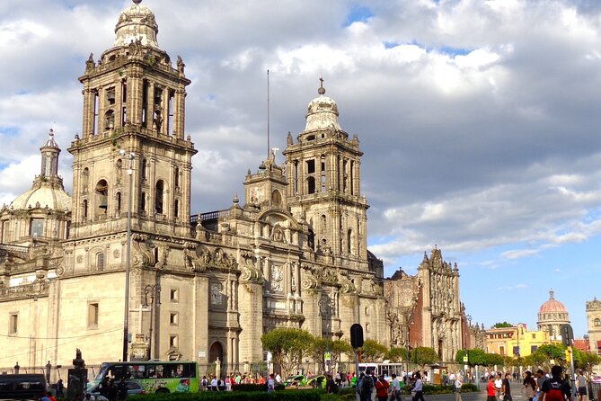 Walking Tour of the Historic Center in Mexico City - Bellas Artes: murals, theater, and the final stop