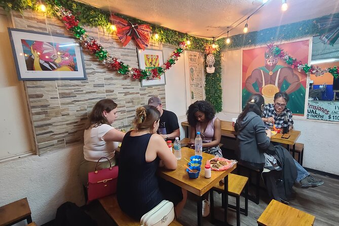 Wrestling + Tacos and Mezcal the best Experience - Tacos, sauces, and a drink before the match