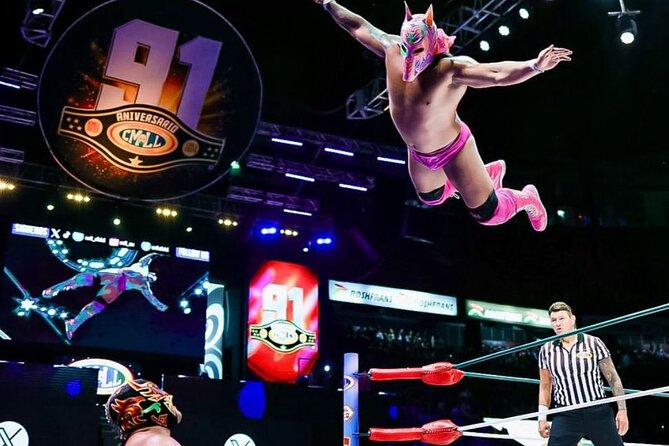 Wrestling with Mexican Dinner and Transportation - Key points to know before booking