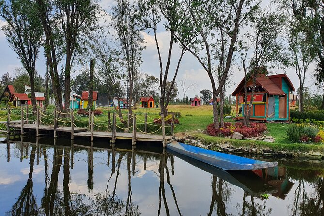 Xochimilco Barco Fiesta Tentacion 18+ with Open Bar and Tacos - What you actually eat on board
