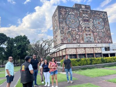 Xochimilco & Colonial Coyoacan Trip - The long southern drive through Mexico City