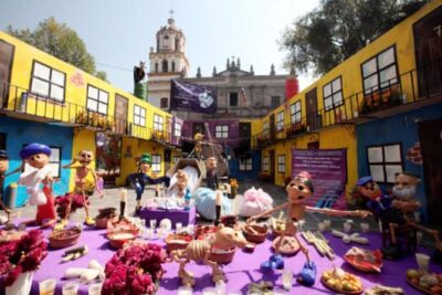 XOCHIMILCO & COYOACAN (Private) - Coyoacan offers food, squares, and a slower pace