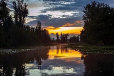 Xochimilco Sunrise from Mexico - Meeting in Hipódromo before dawn