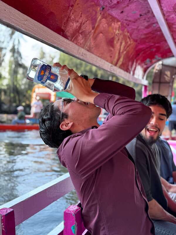 Xochimilco: Tequila tasting (unlimited) and cultural party on a boat - The final 10 minutes and the pace of the outing