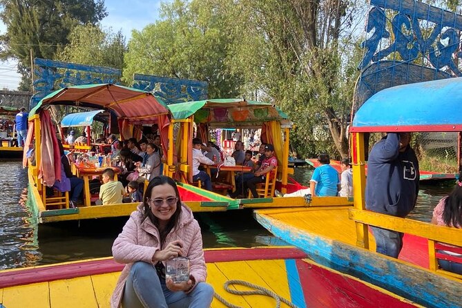 Xochimilco without Traps for Tourists BS"D - The Best Time to Arrive at Xochimilco